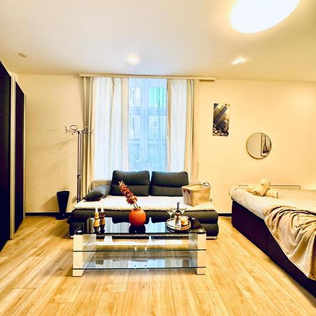 Central King Studio - 10 Mins Walk From Downtown Wien Ngoại thất bức ảnh