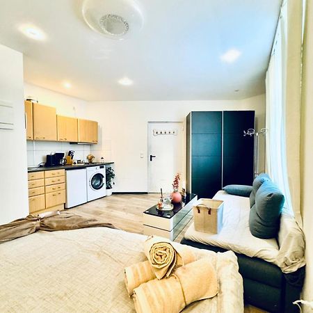 Central King Studio - 10 Mins Walk From Downtown Wien Ngoại thất bức ảnh