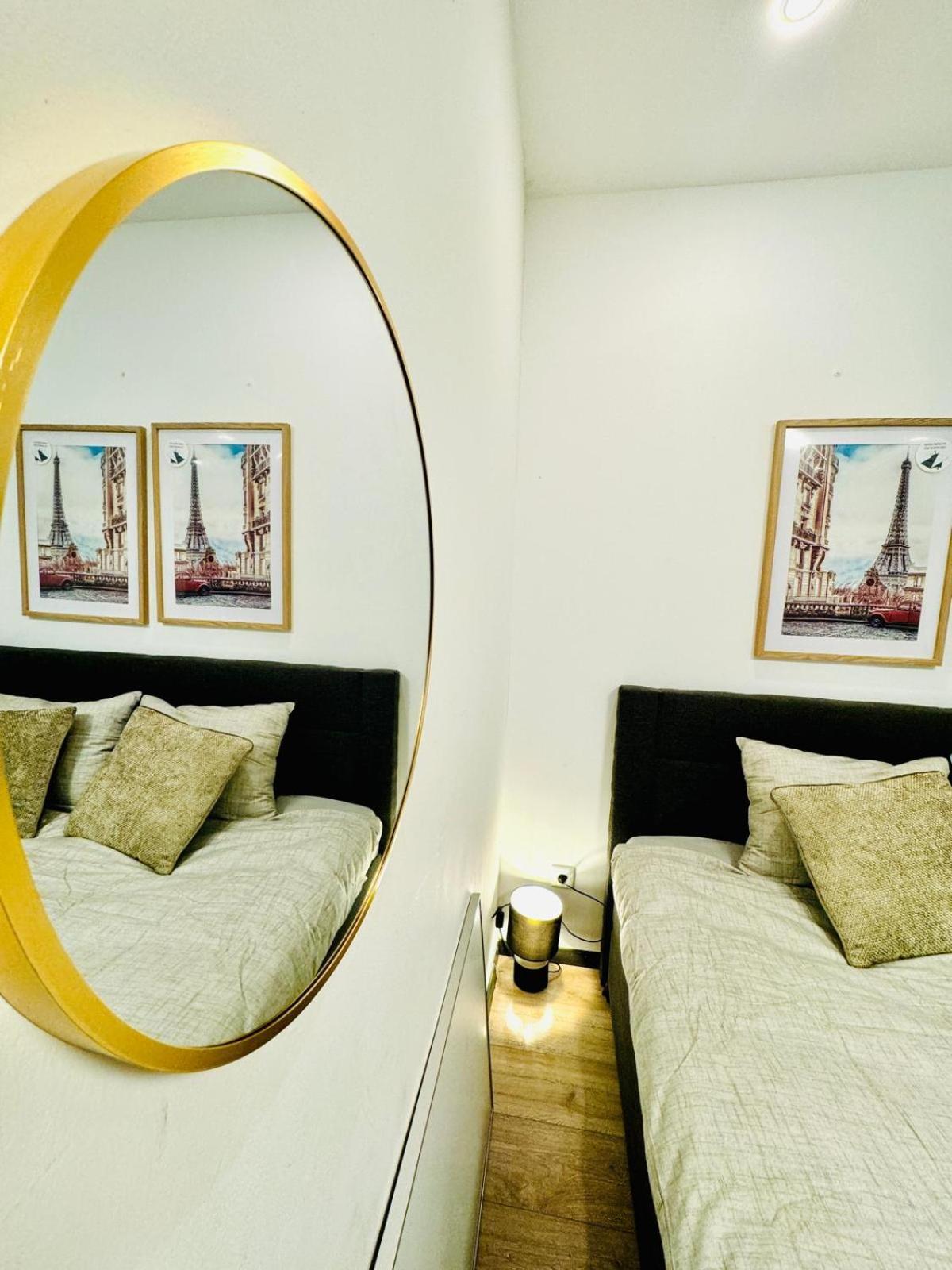Central King Studio - 10 Mins Walk From Downtown Wien Ngoại thất bức ảnh