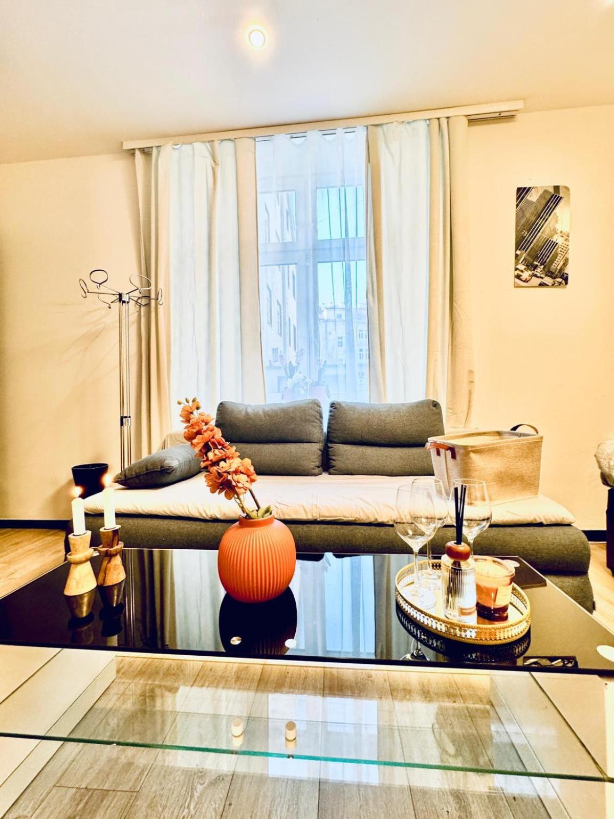 Central King Studio - 10 Mins Walk From Downtown Wien Ngoại thất bức ảnh