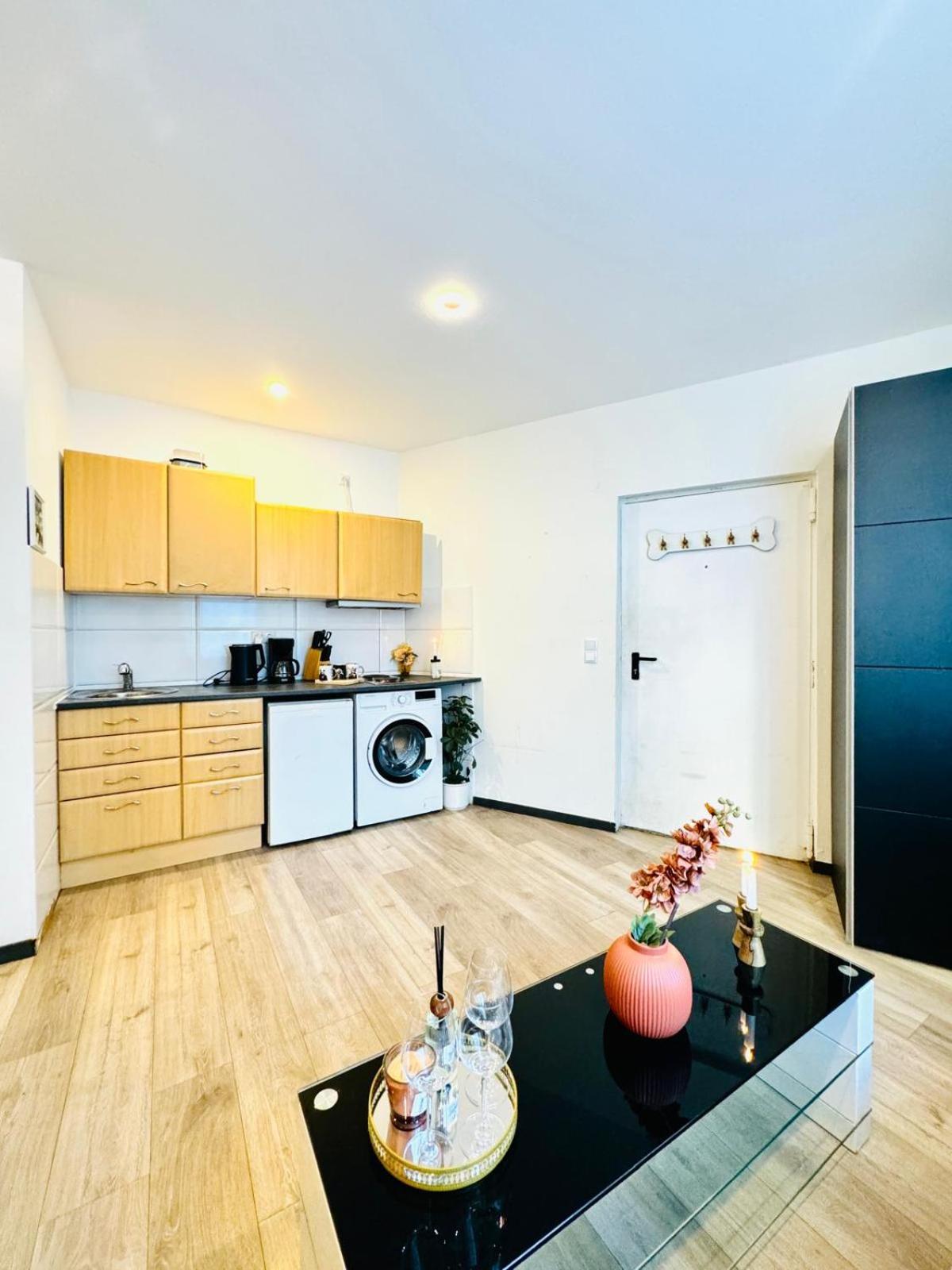 Central King Studio - 10 Mins Walk From Downtown Wien Ngoại thất bức ảnh