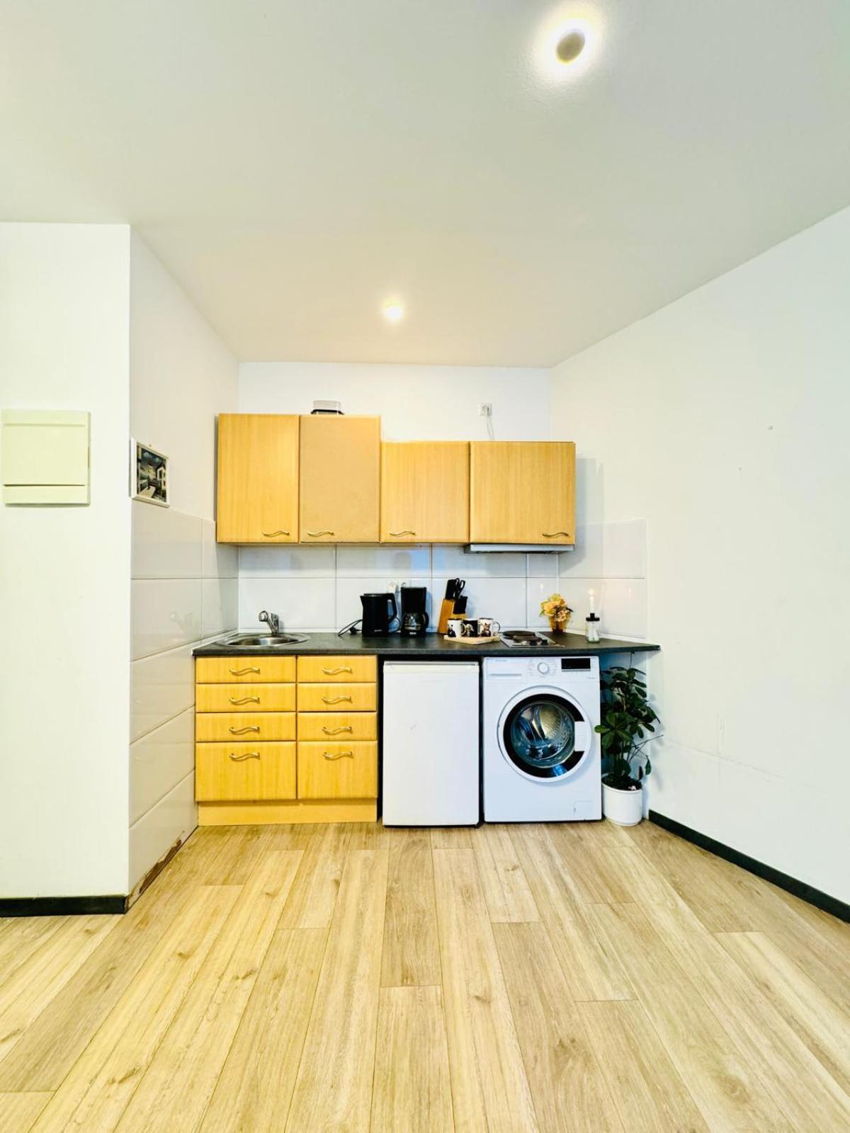 Central King Studio - 10 Mins Walk From Downtown Wien Ngoại thất bức ảnh